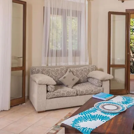 Villa Sarlatta Sea View